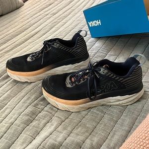 Hoka One One Bondi 6